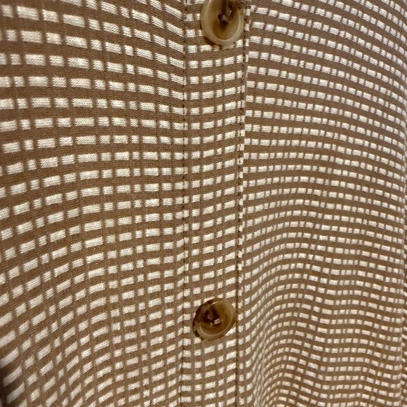 Caution to the Wind button down flowy ladies dress - Picture 4 of 5